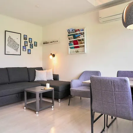 Modern Loft With Sea View Vakantiehuis