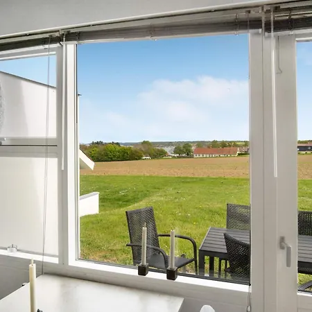Semesterbostad Modern Loft With Sea View *